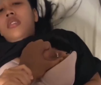 Coba Bo Abg Lewat Aplikasi Dapet Busui Cantik Lanngsung Genjot Ampe Keluar Di Dalem